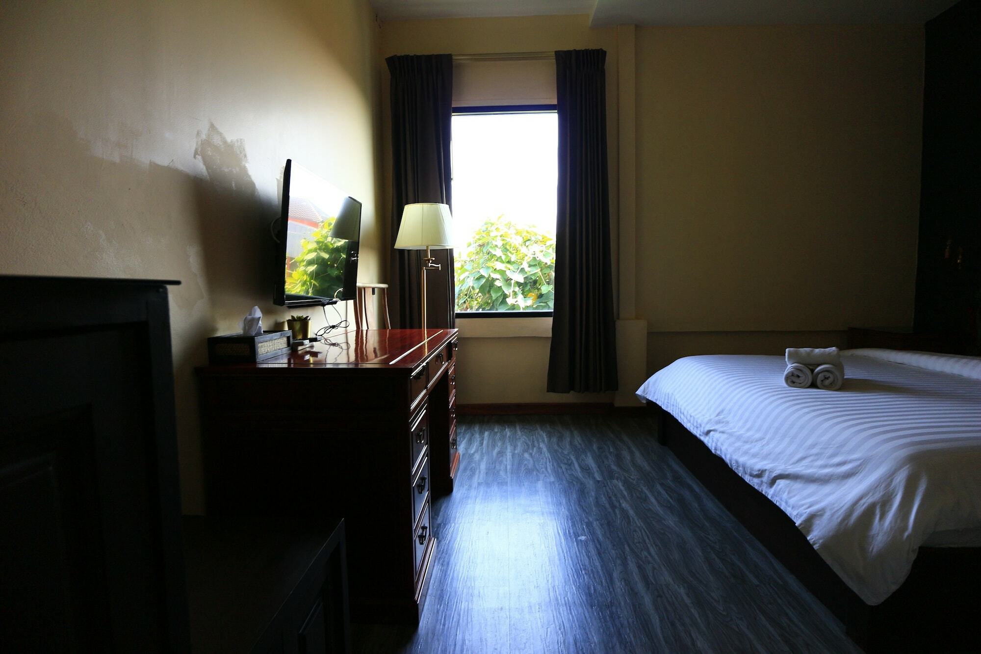 Hotel Yadana Chiangmai Chiang Mai Exterior foto